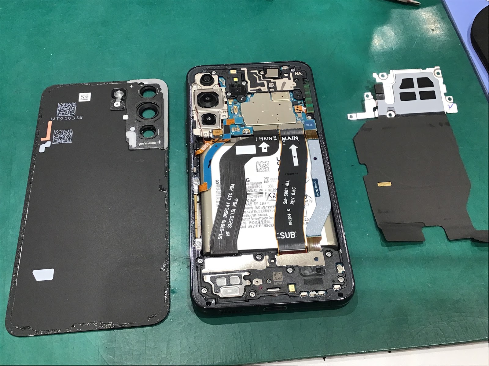 GalaxyS22(ギャラクシー)のバッテリー交換をさせて頂きました!スマホ修理工房錦糸町店です!